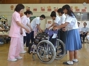 第46・47・48・49・50号 車椅子贈呈（福岡県へ）