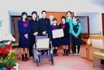 第36号車椅子贈呈 第36号車椅子贈呈
